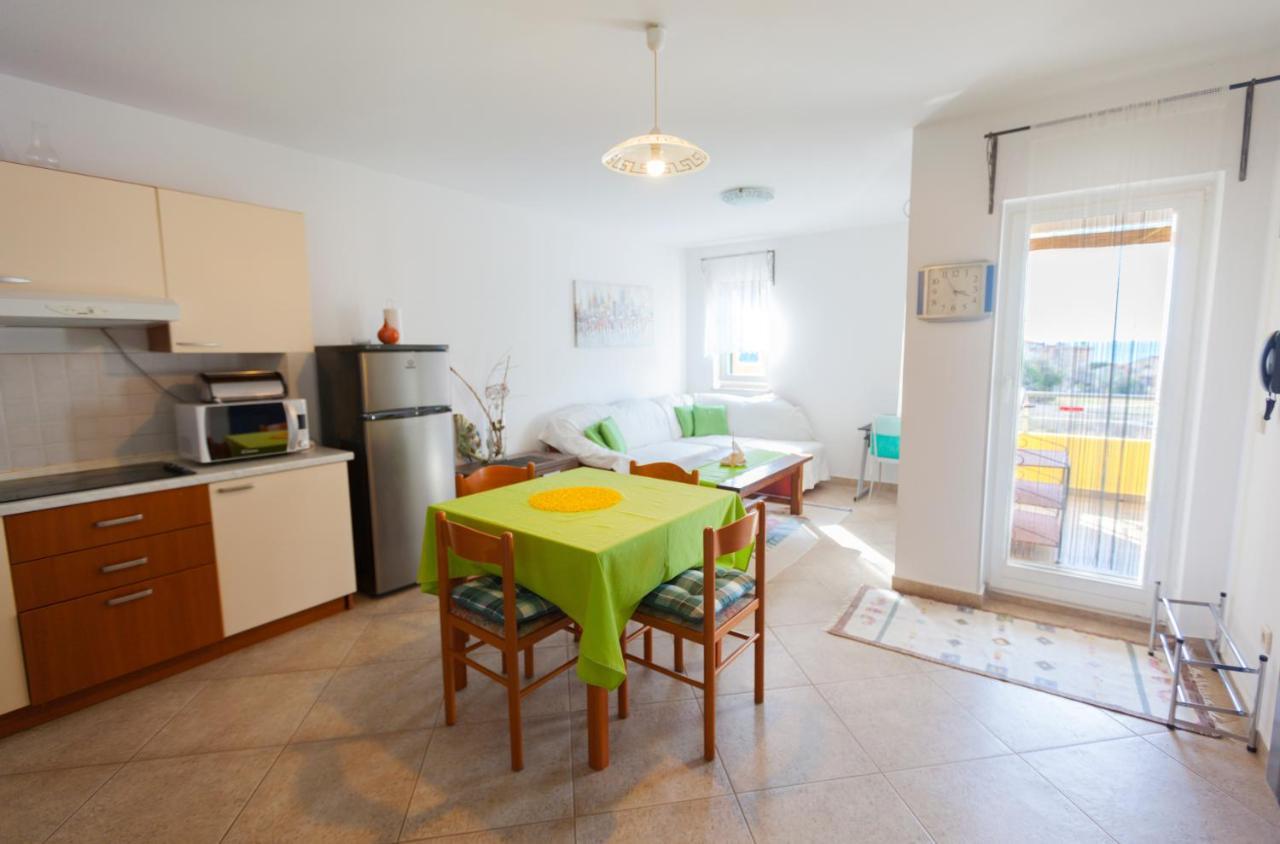 Apartman Mare Lovrečica エクステリア 写真