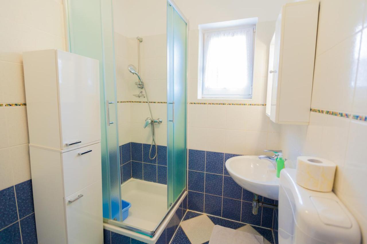 Apartman Mare Lovrečica エクステリア 写真